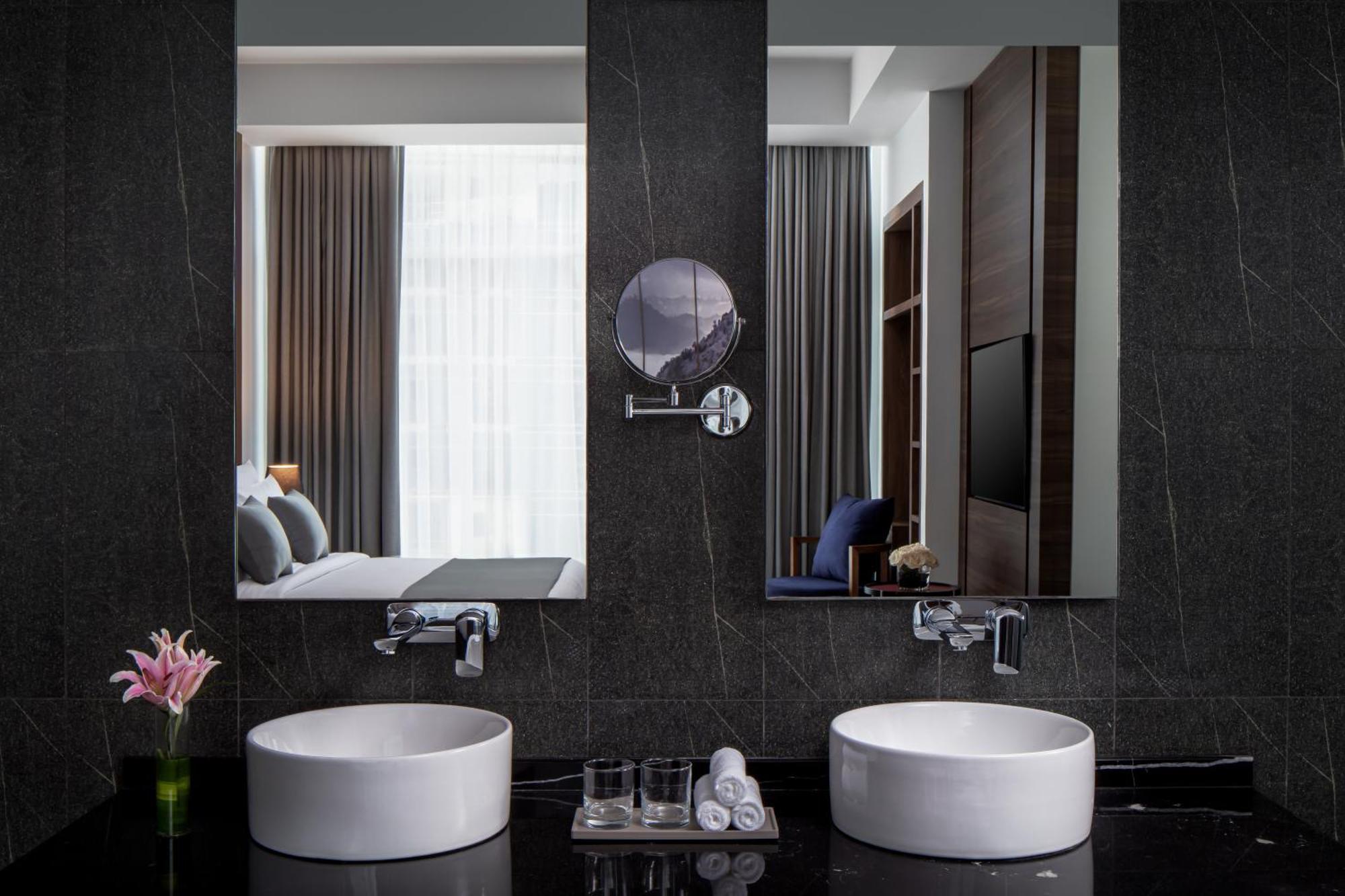 Sky Bay Business Bay 4* دبي